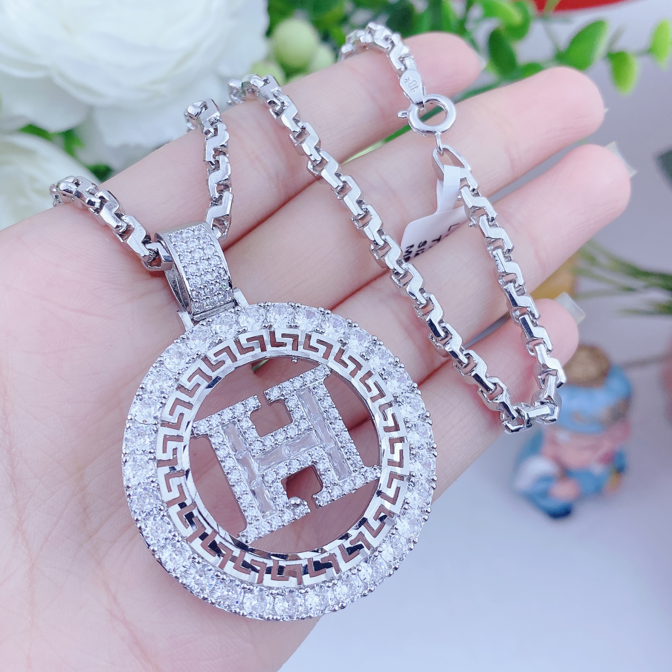 Dây chuyền nam bộ mặt chữ H viền đá tròn 2 Bộ Măt Chữ H Viền đá Tròn (5)