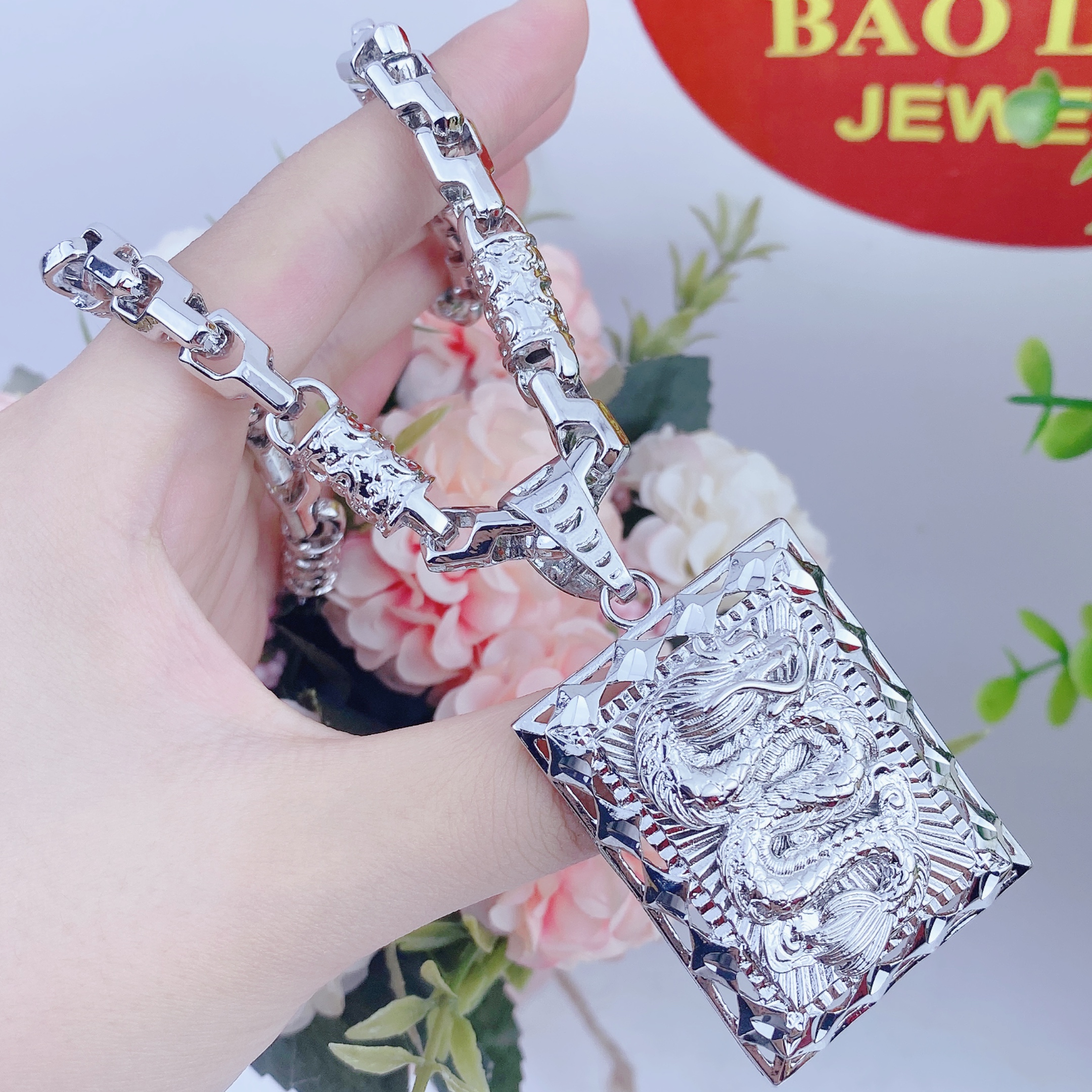 Dây chuyền nam bộ mặt vip 13 dây rồng 2 Bộ Mặt Vip 13 Dây Rồng (5)