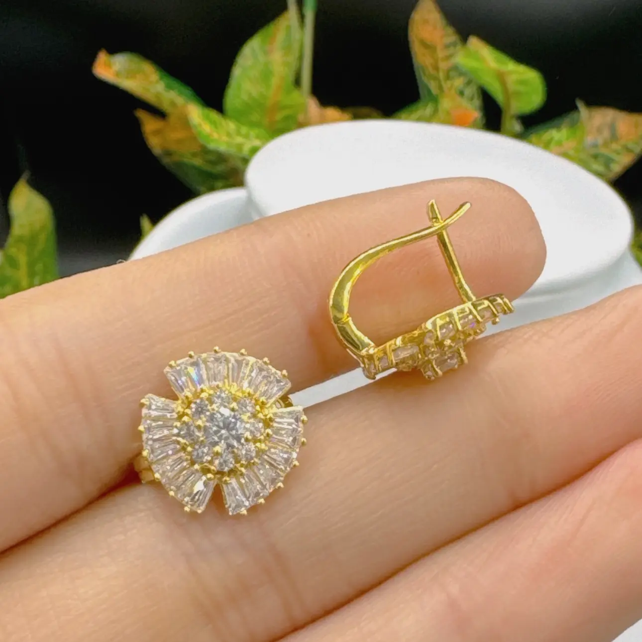 Bông Tai Hội Bl03 (3)