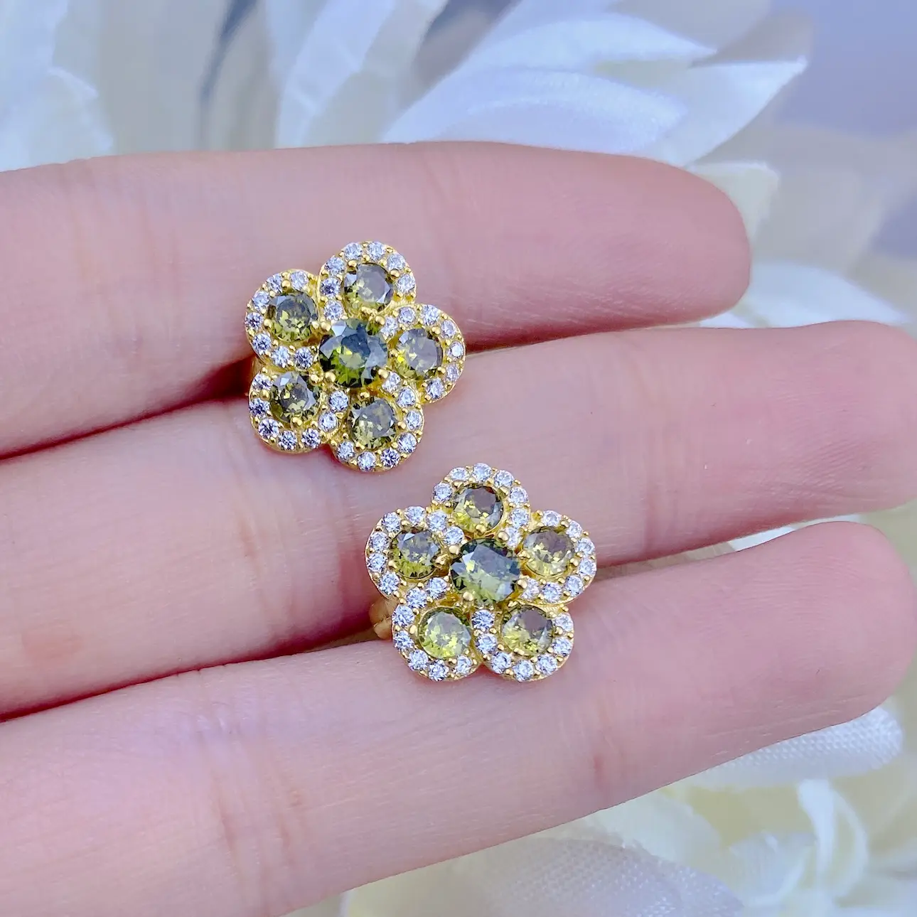 Bông Tai Hội Bl06 (3)