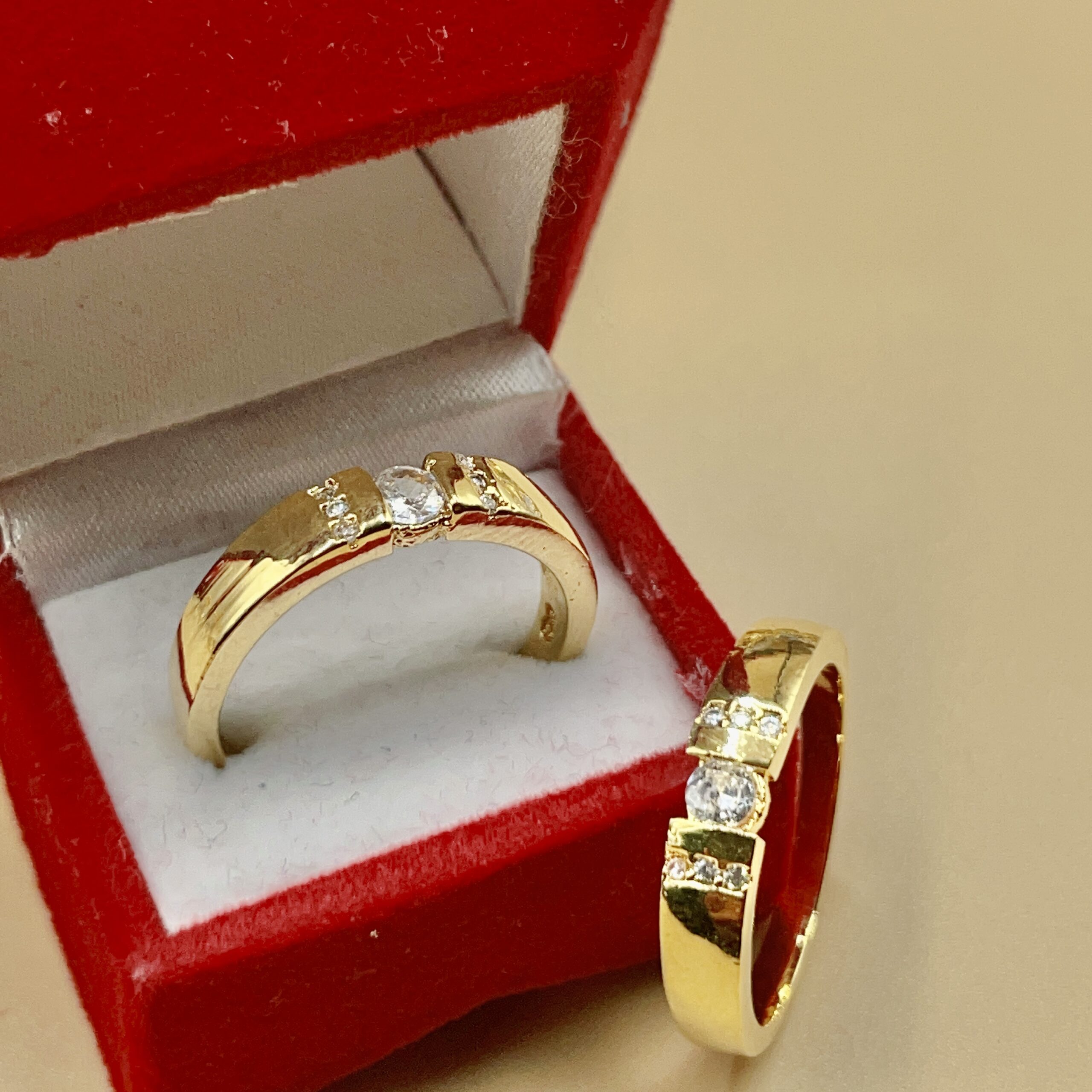 Cặp nhẫn kết hôn số 2 2 CẶp NhẪn KẾt HÔn SỐ 2 (3)