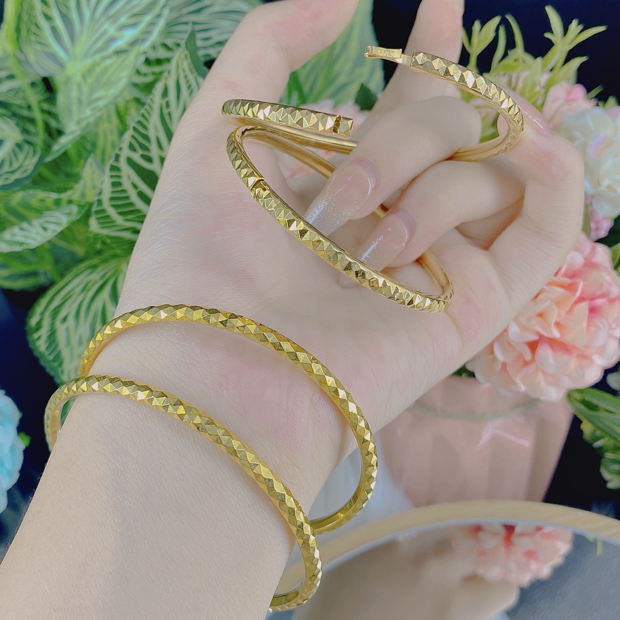 Cặp vòng nữ kim cương 1 CẶp VÒng NỮ Kim CƯƠng (2)