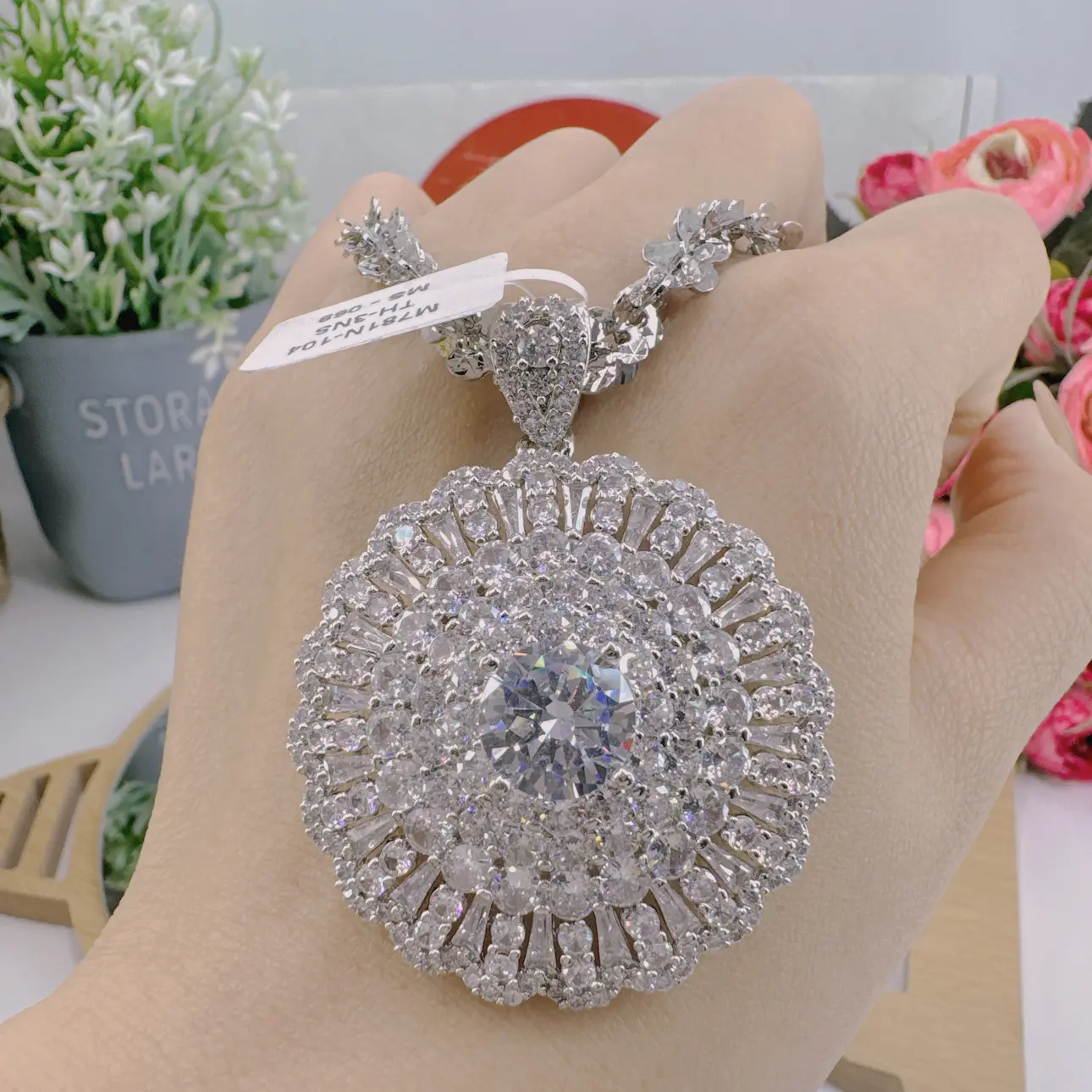 Dây chuyền nữ xoắn trắng 5 chỉ mặt C2 3 DÂy ChuyỀn NỮ XoẮn TrẮng 5 ChỈ+mẶt C2 (2)