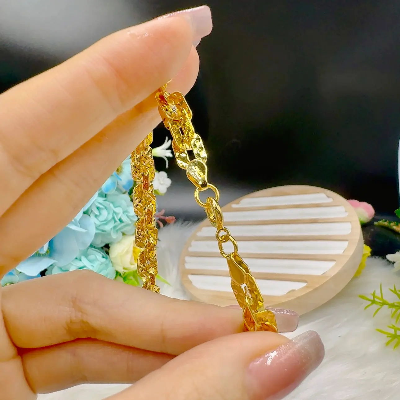 Dây chuyền nữ xoắn vuông vàng 7 chỉ 2 DÂy ChuyỀn NỮ XoẮn VuÔng VÀng 7 ChỈ (4)