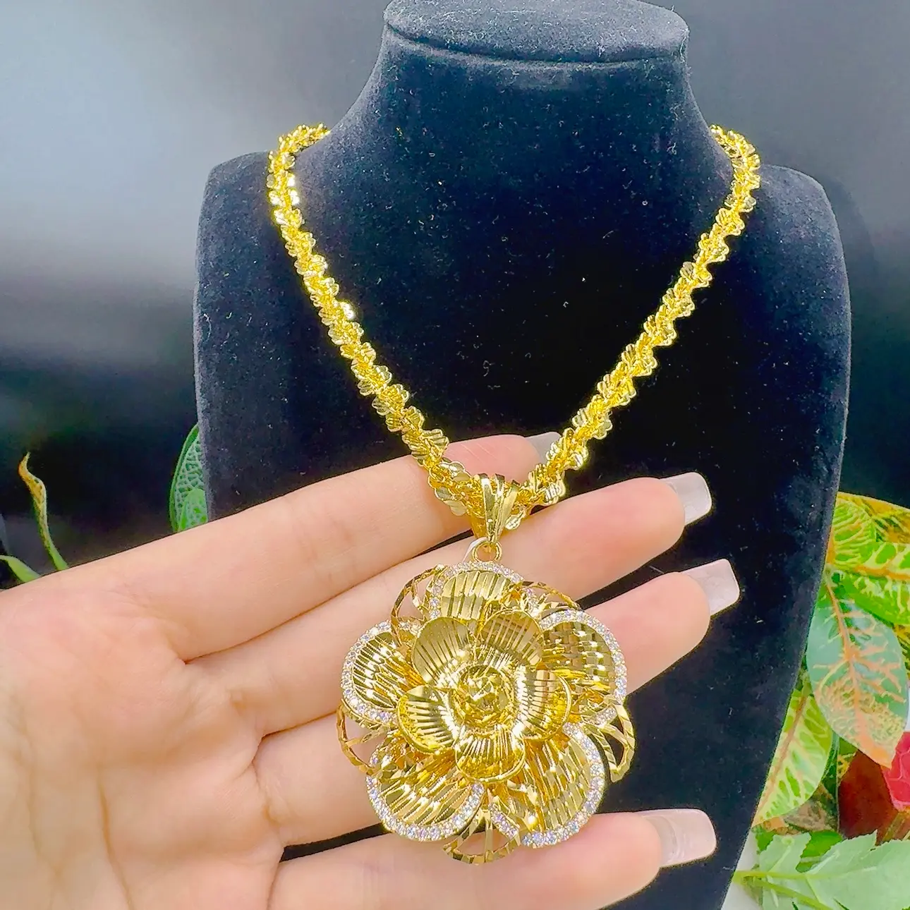 DÂy XoẮn VÀng 5 ChỈ+mẶt Hoa Mai (1)