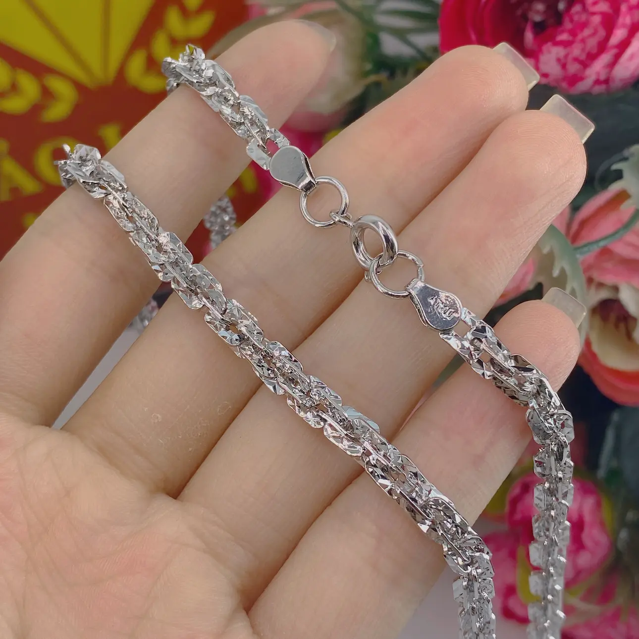 Dây xoắn vuông trắng 7 DÂy XoẮn VuÔng TrẮng (4)