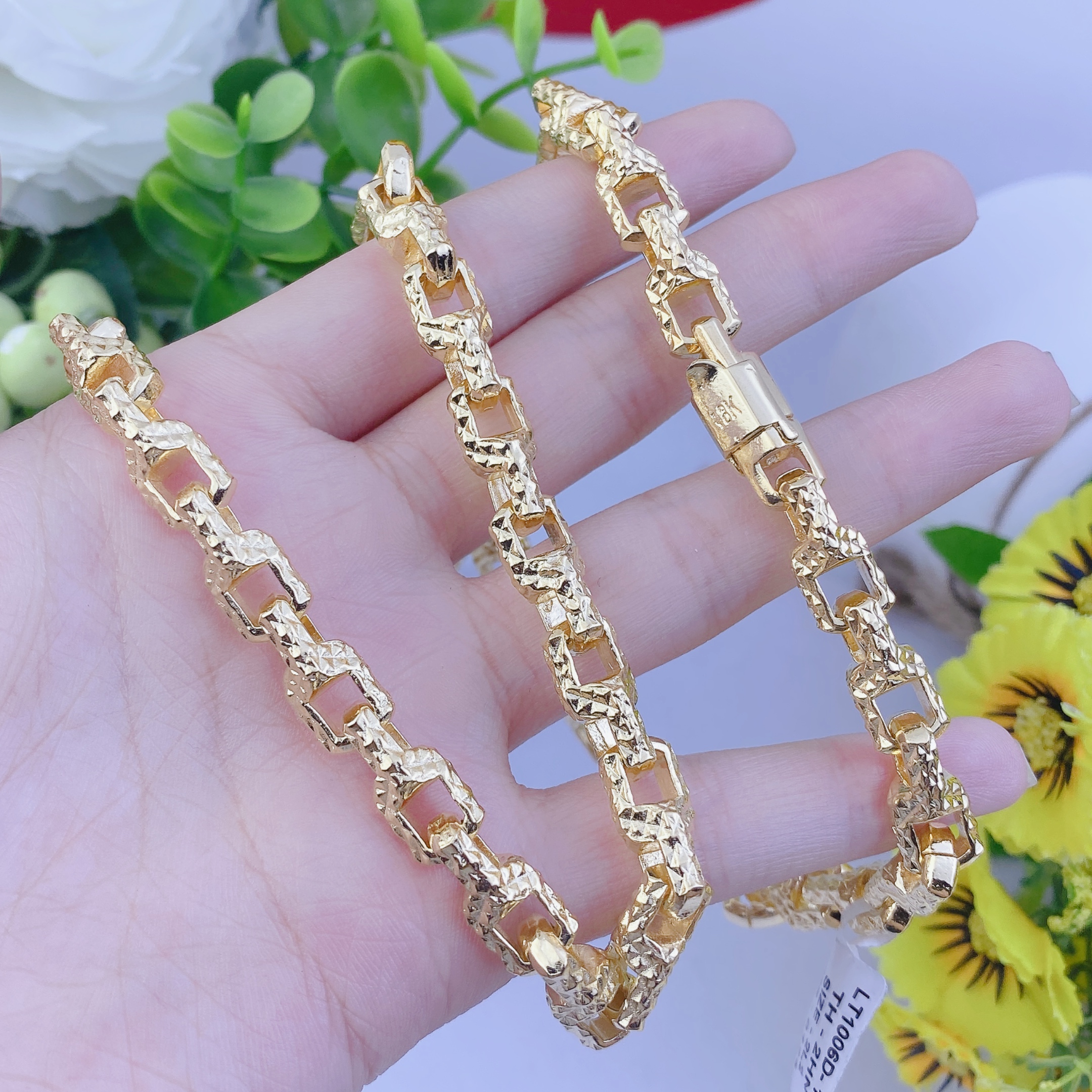 Dây chuyền nam chạm khắc 4 Dây Chuyền Nam Chạm Khắc (2)