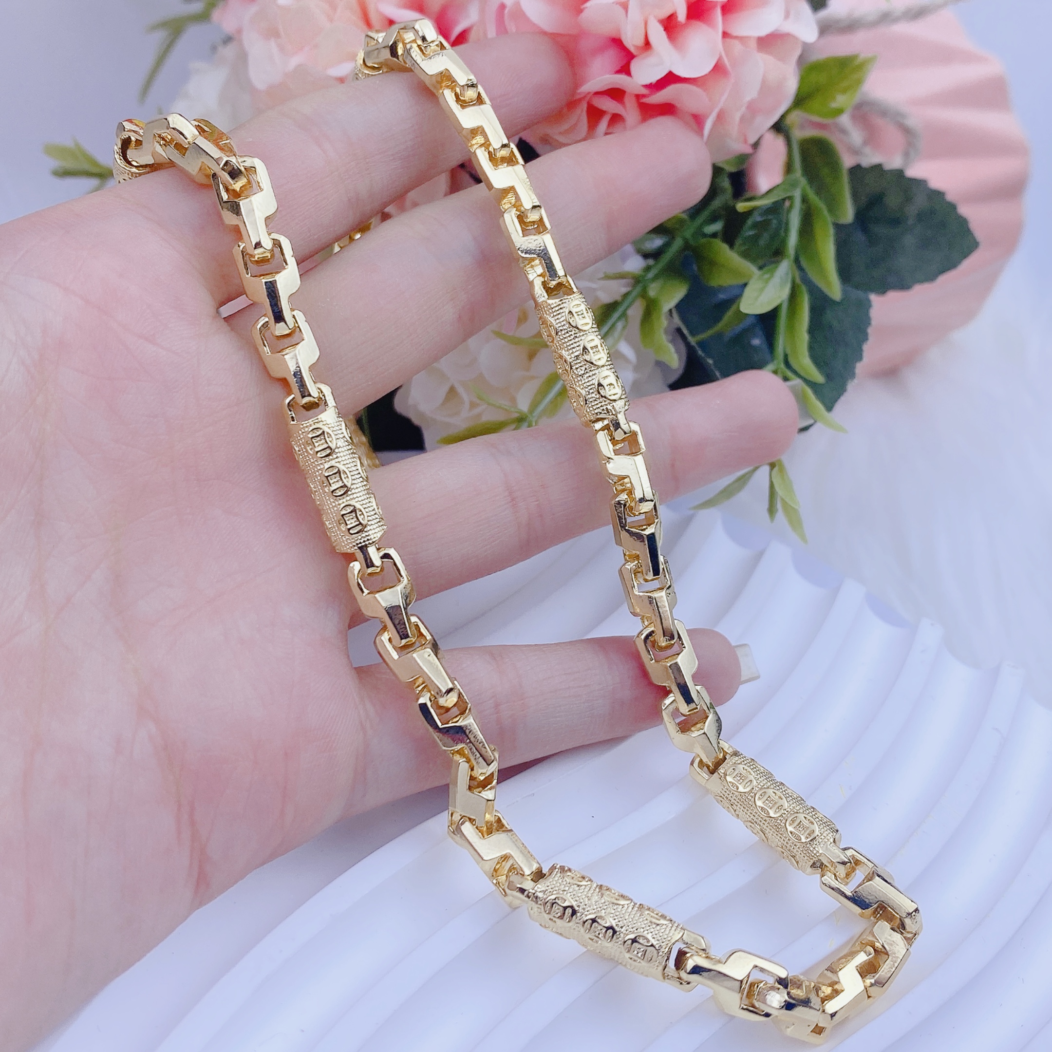 Dây kim tiền 1 lượng khoá hộp 4 Dây Kim Tiền 1 Lượng Khoá Hộp (1)