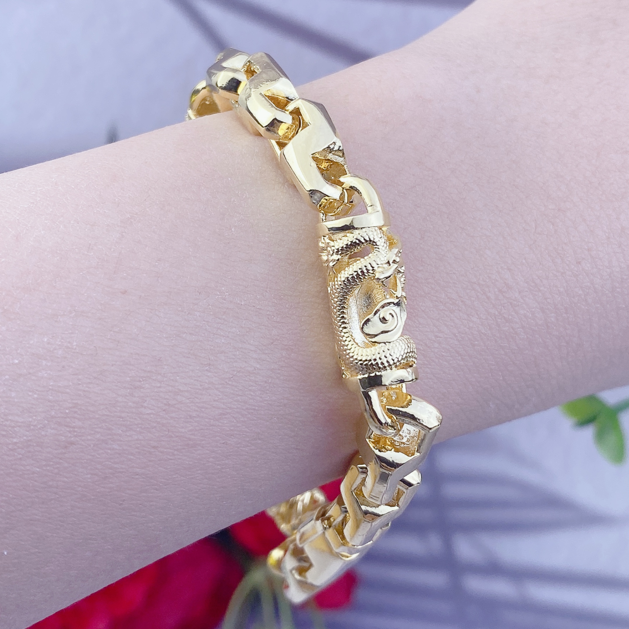 Lắc tay rồng tròn chạm khắc 5 Lắc Tay Rồng Tròn Chạm Khắc (1)