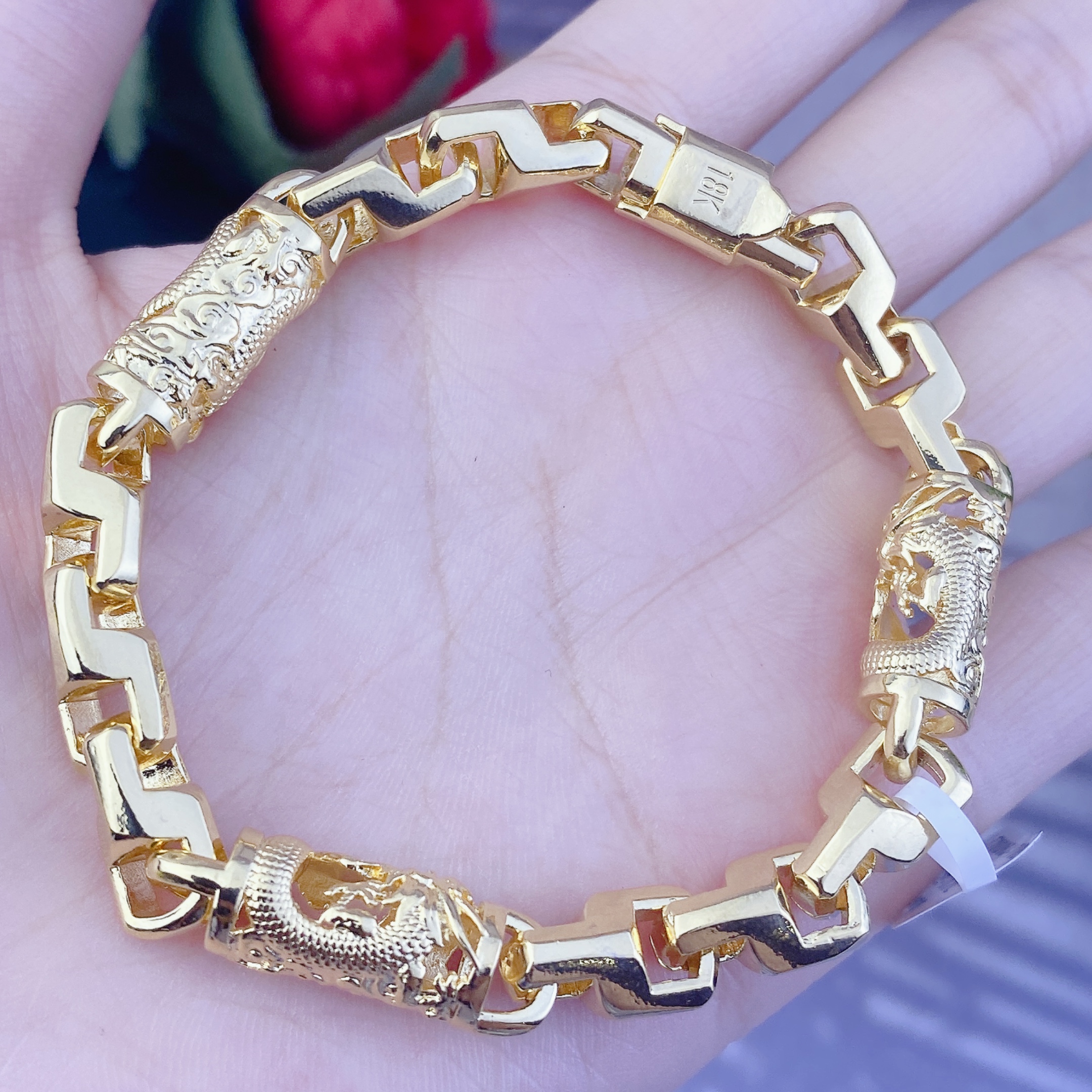 Lắc tay rồng tròn chạm khắc 1 Lắc Tay Rồng Tròn Chạm Khắc (2)