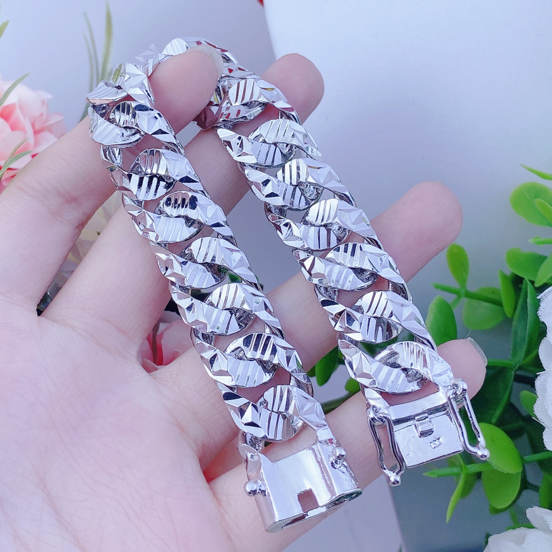 Lắc tay trắng 1 lượng chạm 2 Lắc Tay Trắng 1 Lượng Chạm (6)