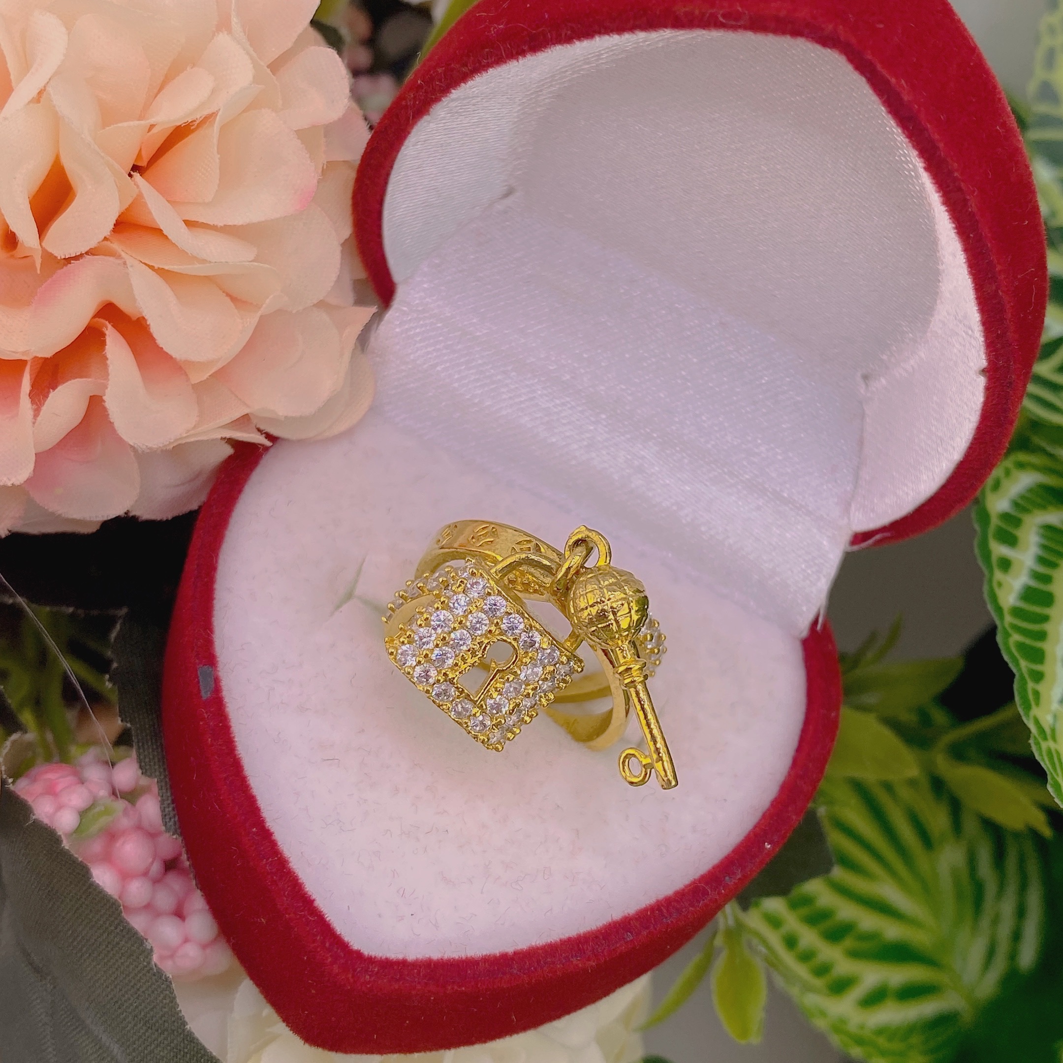 Nhẫn nữ chìa khóa tình yêu 4 NhẪn NỮ ChÌa KhÓa TÌnh YÊu (3)