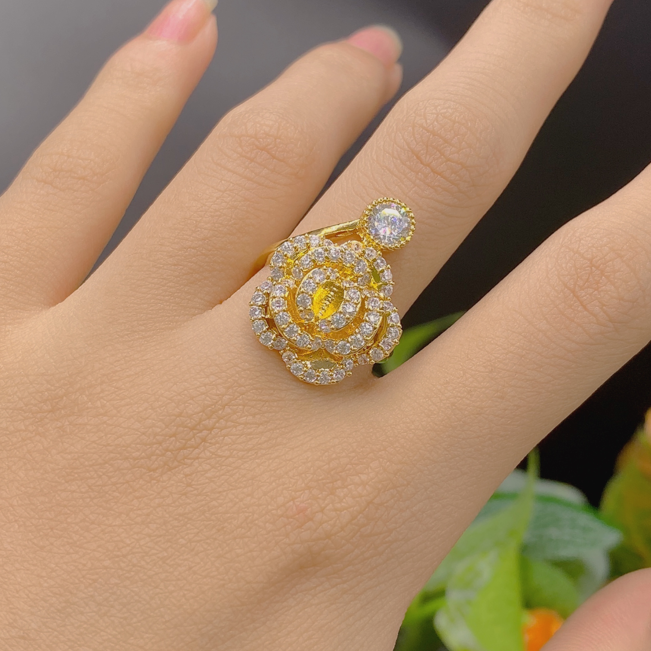 Nhẫn nữ hoa hồng có kí hiệu 7 NhẪn NỮ Hoa HỒng CÓ KÍ HiỆu (2)