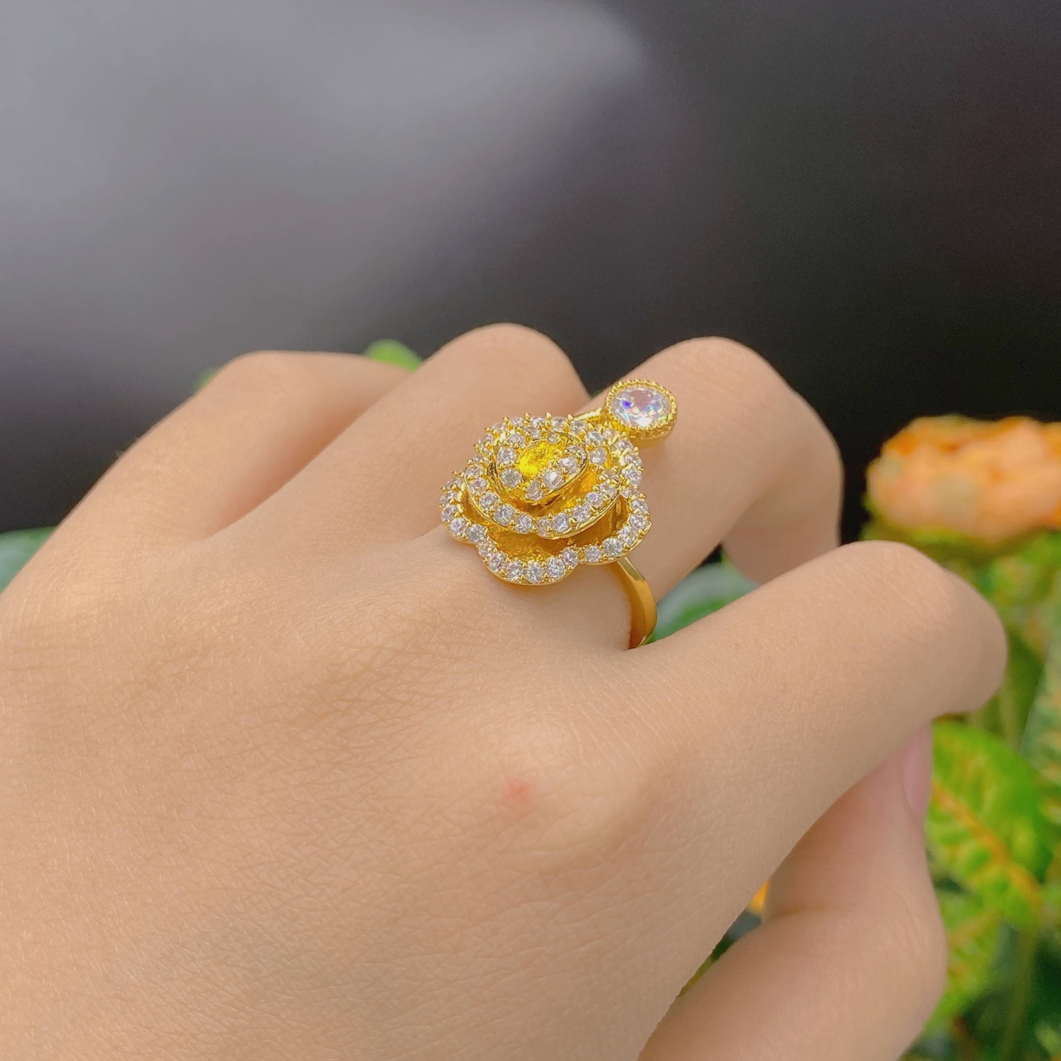 Nhẫn nữ hoa hồng có kí hiệu 4 NhẪn NỮ Hoa HỒng CÓ KÍ HiỆu (5)