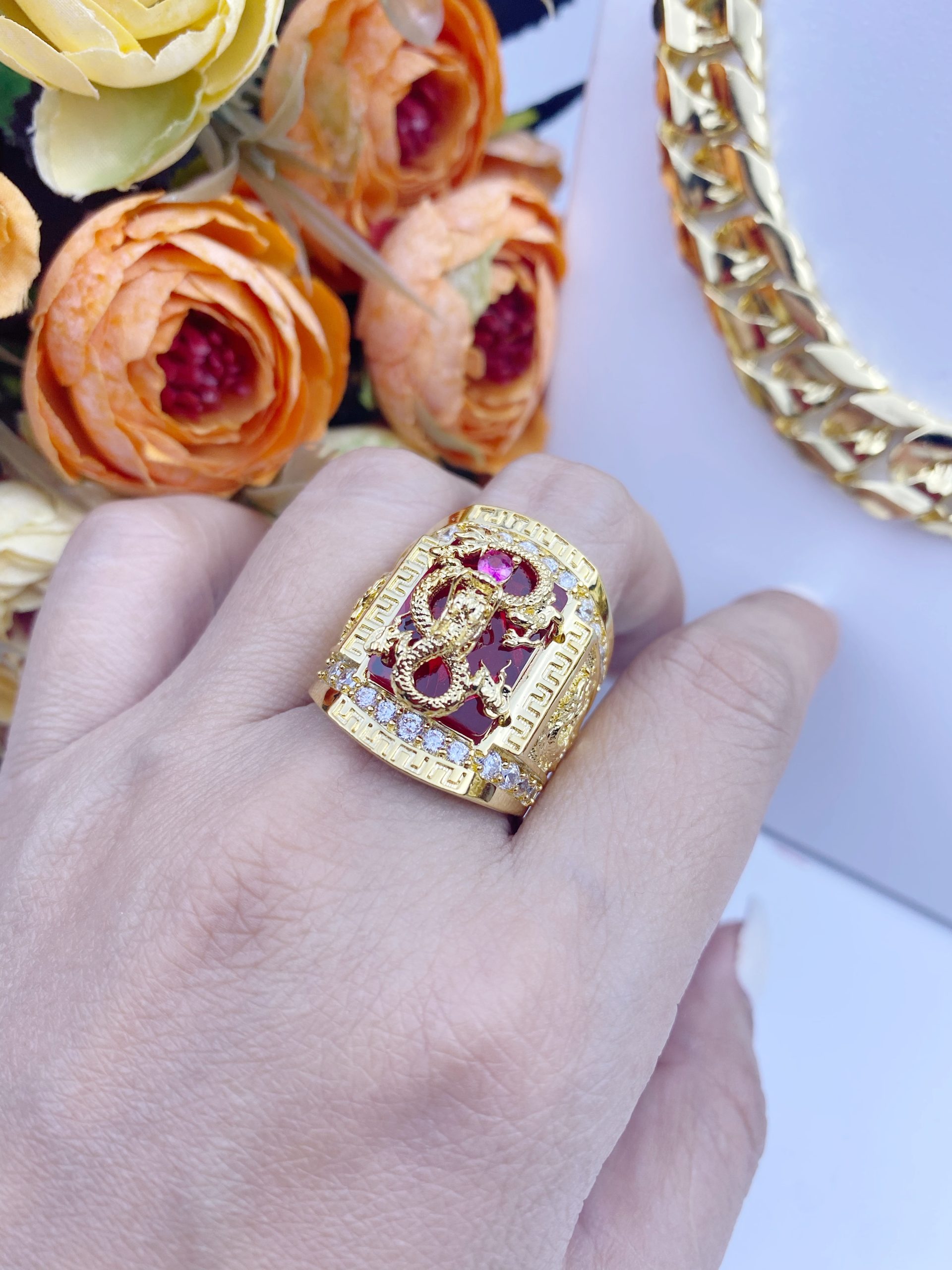 Nhẫn rồng đá đỏ đẳng cấp 1 Nhẫn Rồng đá đỏ đẳng Cấp (1)