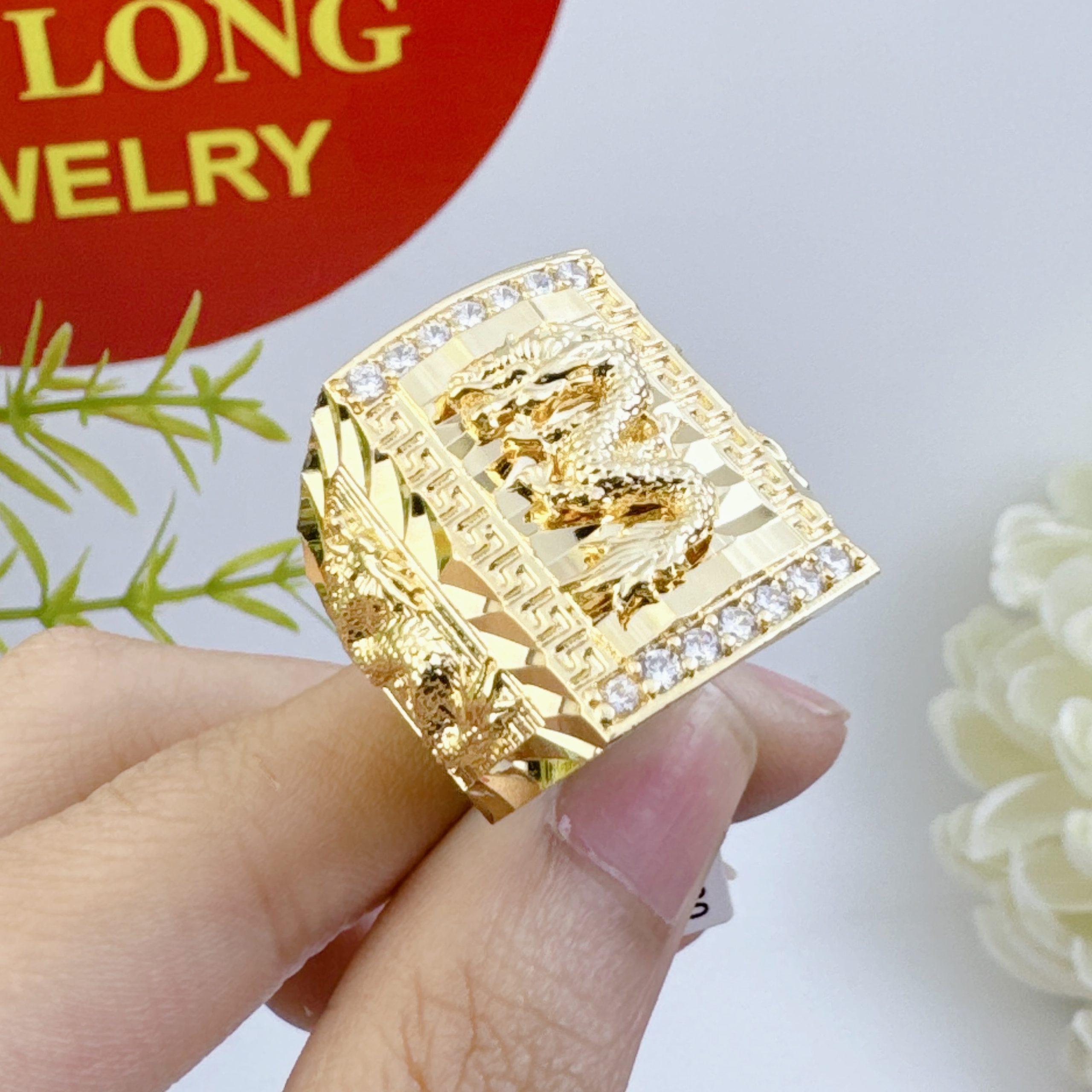 Nhẫn rồng hoàng đế 1 Nhẫn Rồng Hoàng đế (1)