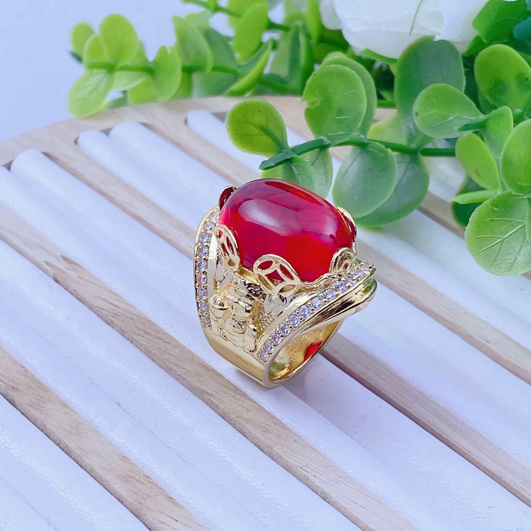 Nhẫn thần tài đá đỏ 5 Nhẫn Thần Tài đá đỏ (1)