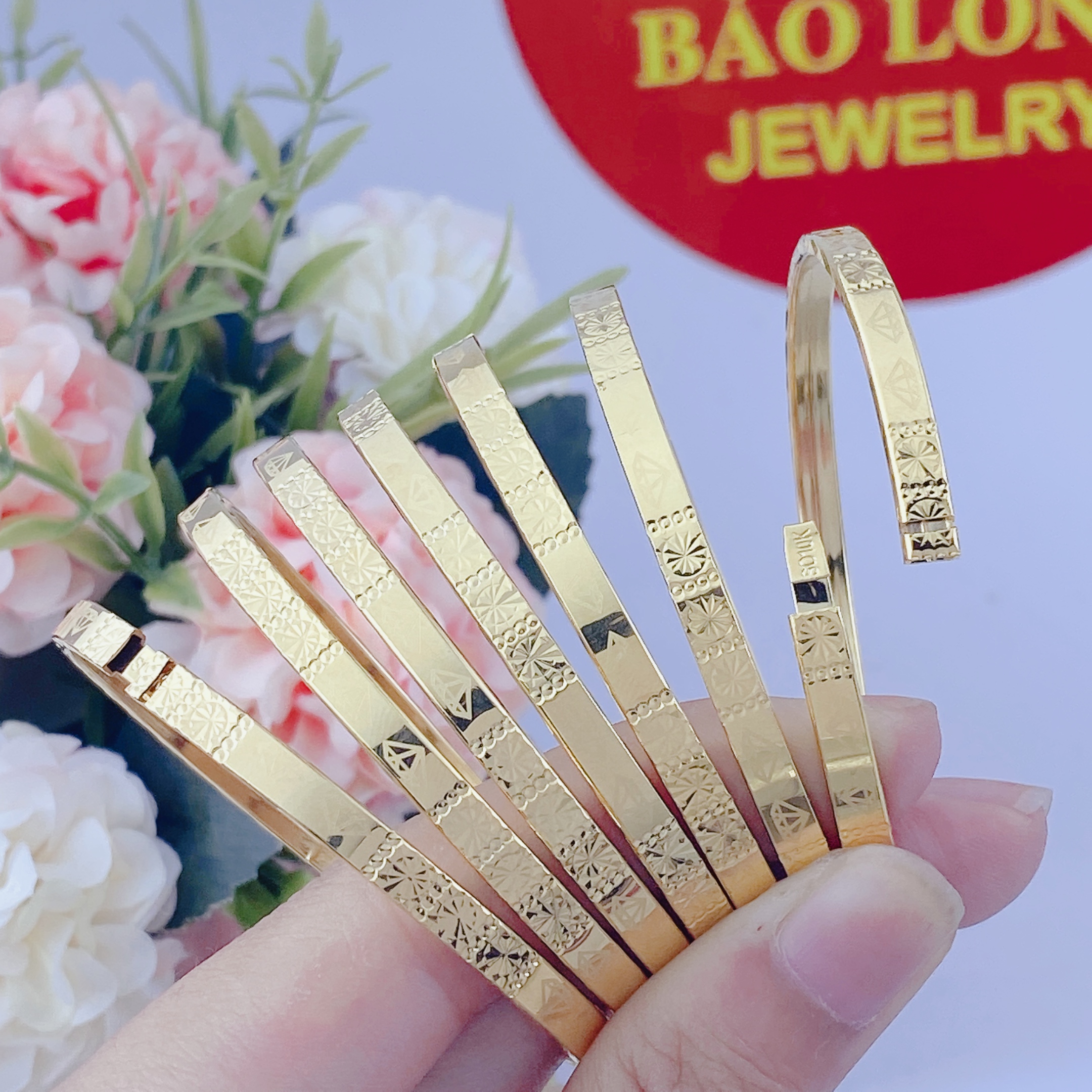 Vòng tay nữ ximen vuông 3,5 li họa tiết kim cương 2 Ximen VuÔng 3,5 Li HỌa TiẾt Kim CƯƠng (4)